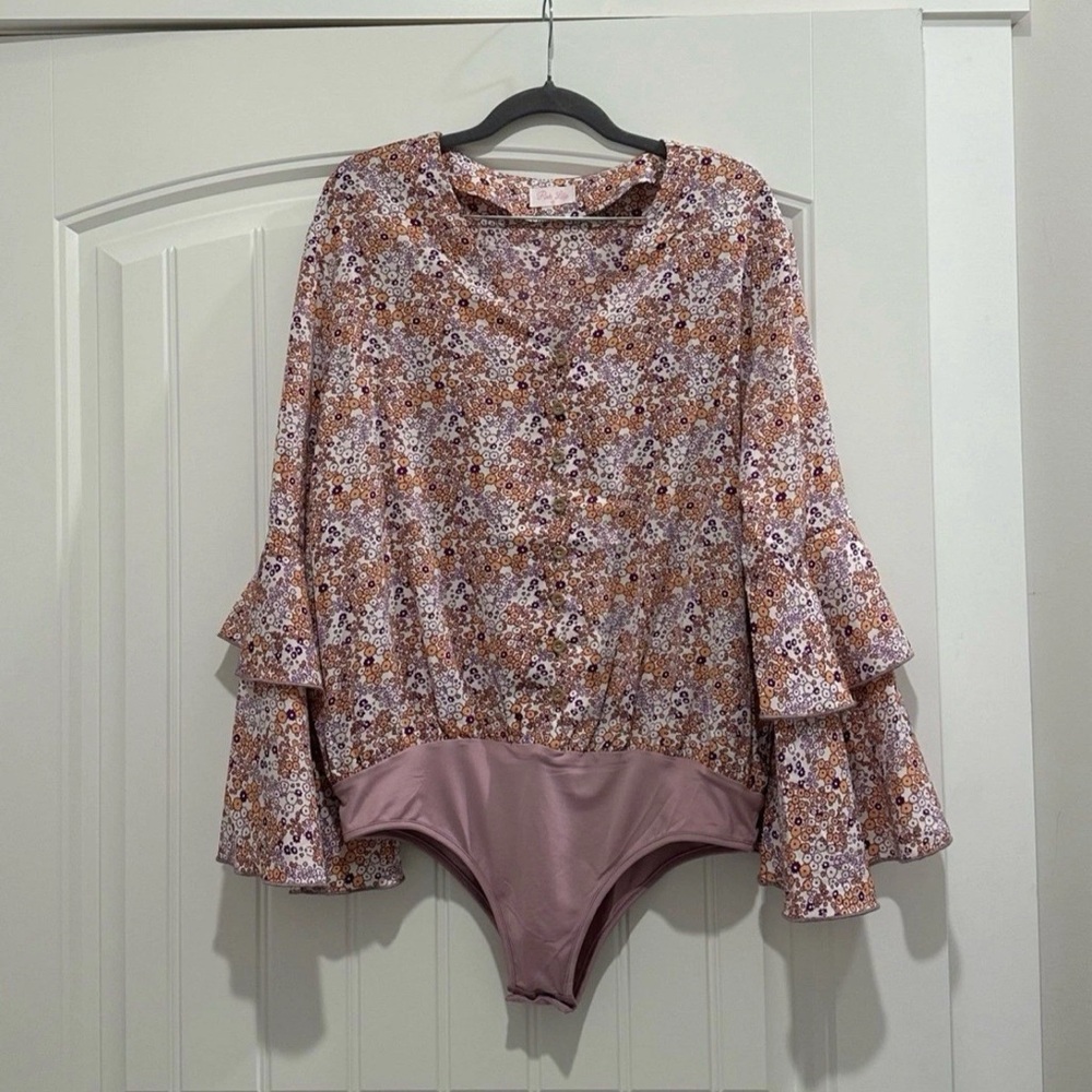 NWOT Pink Lily Long Bell Sleeves Floral Blouse One Piece Bodysuit Size M